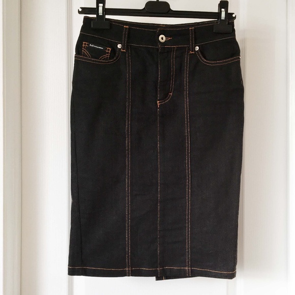 DOLCE & GABBANA Dark Denim Pencil Skirt - Picture 5 of 15